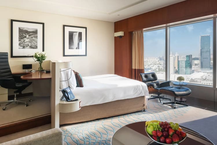 Jumeirah Emirates Towers Dubai - foto 3