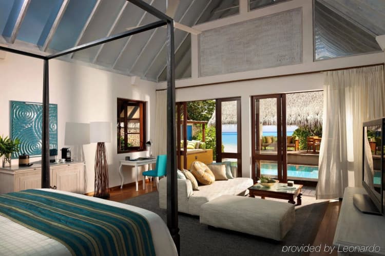 Four Seasons Resort Maldives at Landaa Giraavaru - foto 1