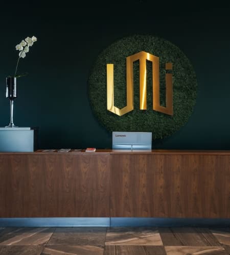 Umi Hotel - foto 1