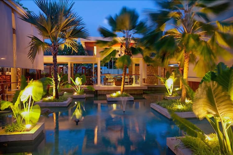 Dhevatara Beach Hotel - foto 6
