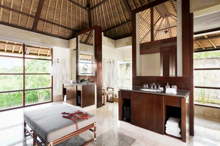 REVĪVŌ Wellness Resort Nusa Dua Bali - foto 2