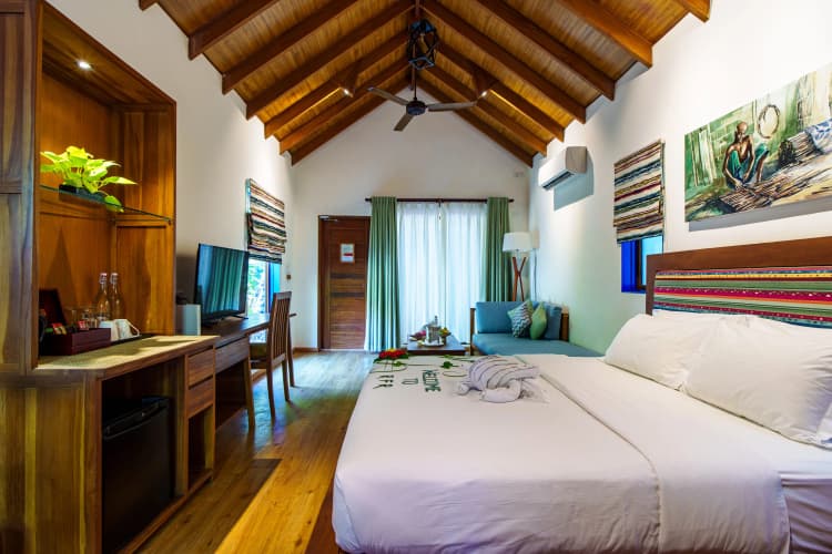 Reethi Faru Resort – Stay 5 Nights or More and Enjoy a Free Sunset Cruise - foto 5