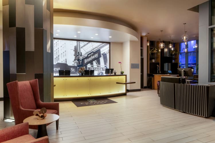 Embassy Suites by Hilton New York Manhattan Times Square - foto 1