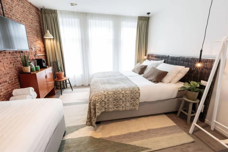 Hotel Dwars - foto 1