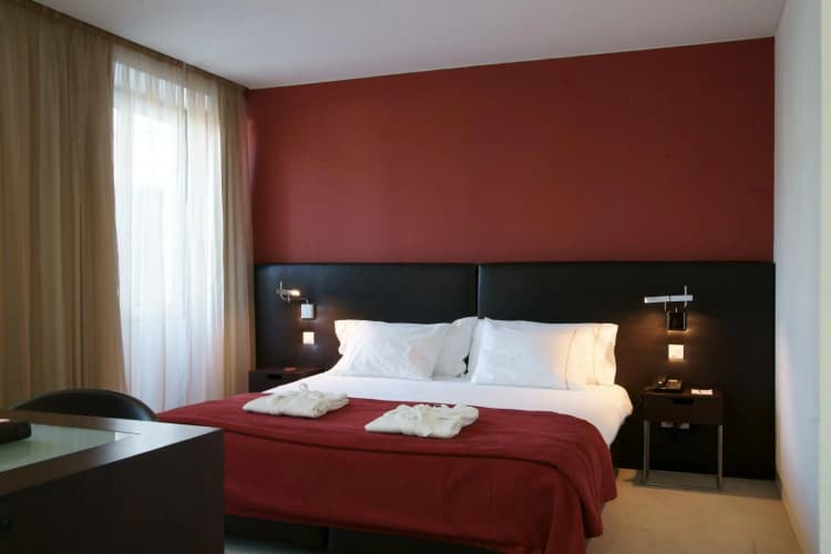 Hotel Jerónimos 8 - foto 4