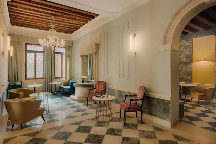 NH Venezia Santa Lucia Hotel - foto 4