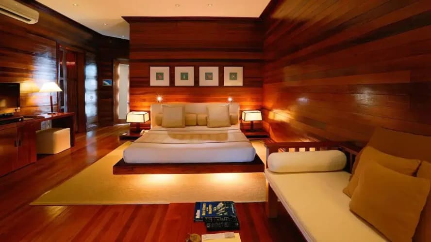 Adaaran Prestige Water Villas - with Dine around Premium All inclusive - 24 hours – 45 Minutes from Male by Seaplane Resort - foto 1