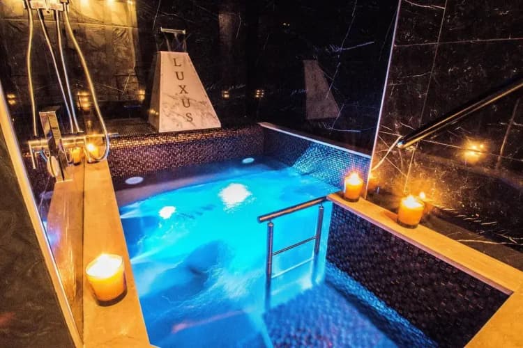 Roma Luxus Hotel - foto 6