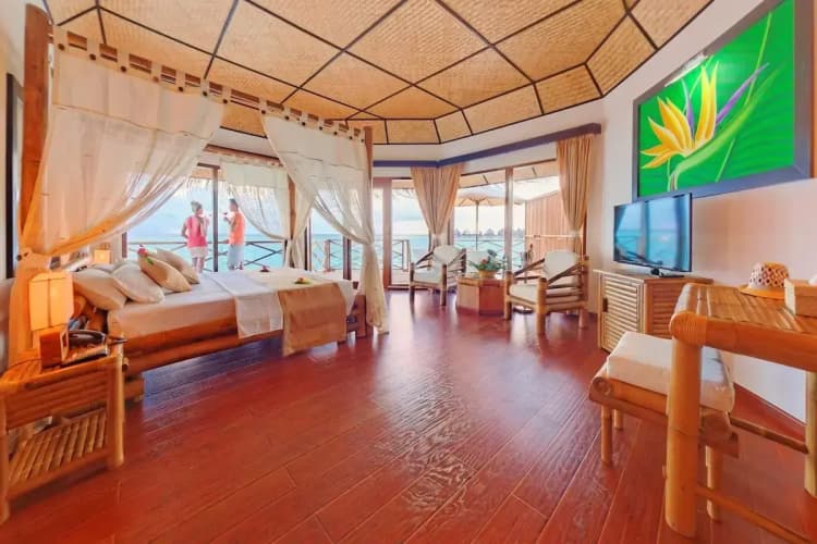 Angaga Island Resort & Spa - foto 5