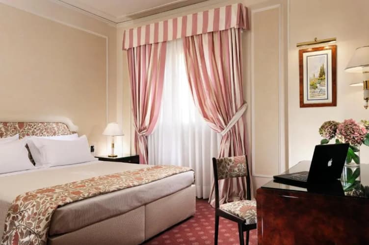 Hotel De La Ville - foto 3