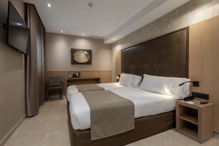 Gran Barcino Hotel  - foto 2