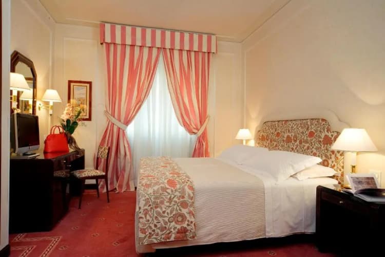 Hotel De La Ville - foto 4