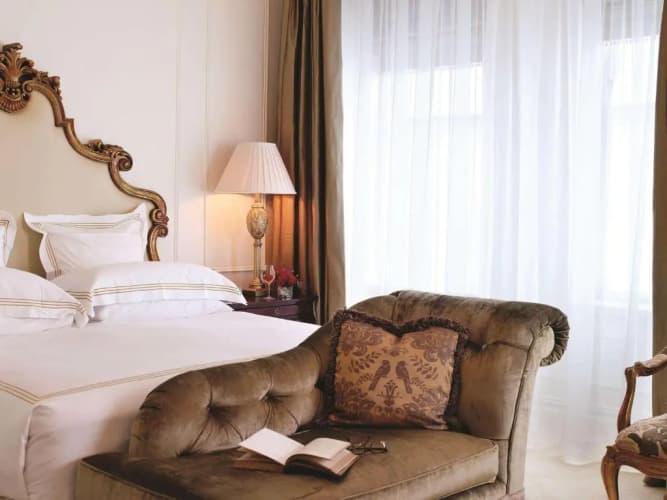 The Plaza Hotel - foto 6