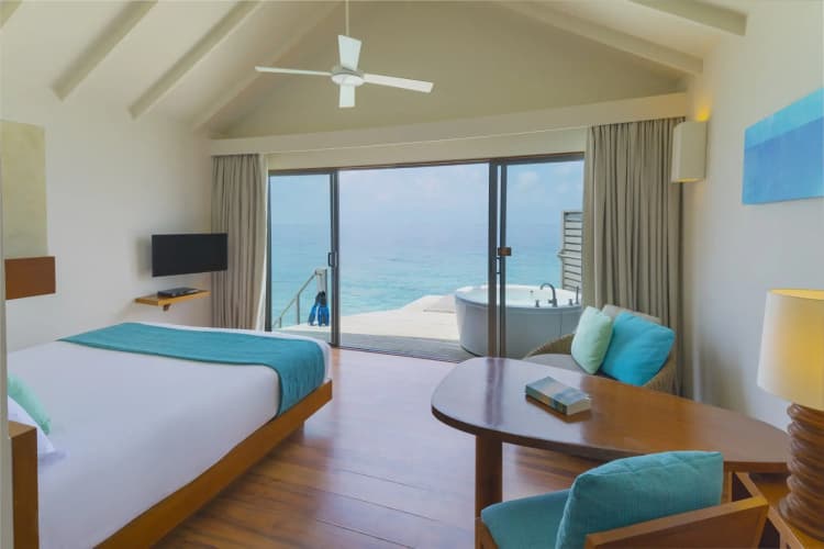 Centara Ras Fushi Resort & Spa Maldives - foto 1