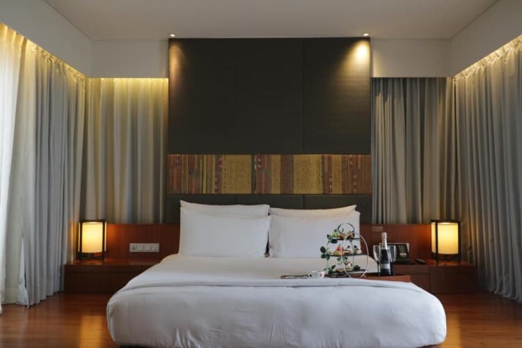 Hansar Bangkok Hotel - foto 4