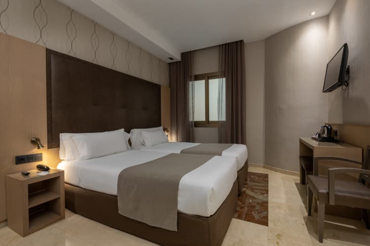 Gran Barcino Hotel  - foto 5