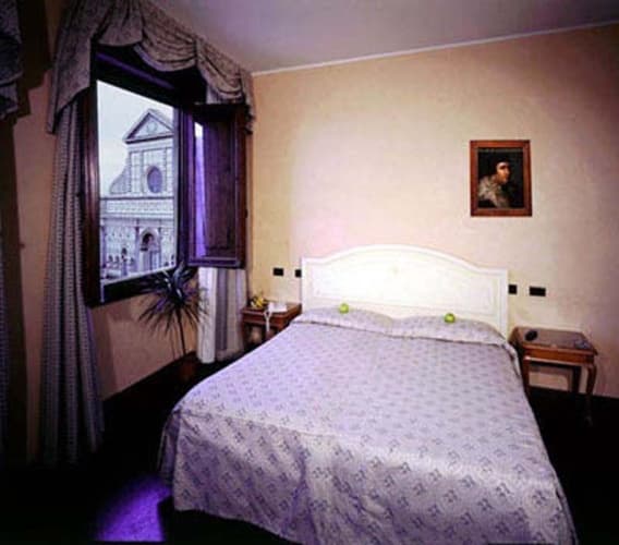 Floren Hotel - foto 1
