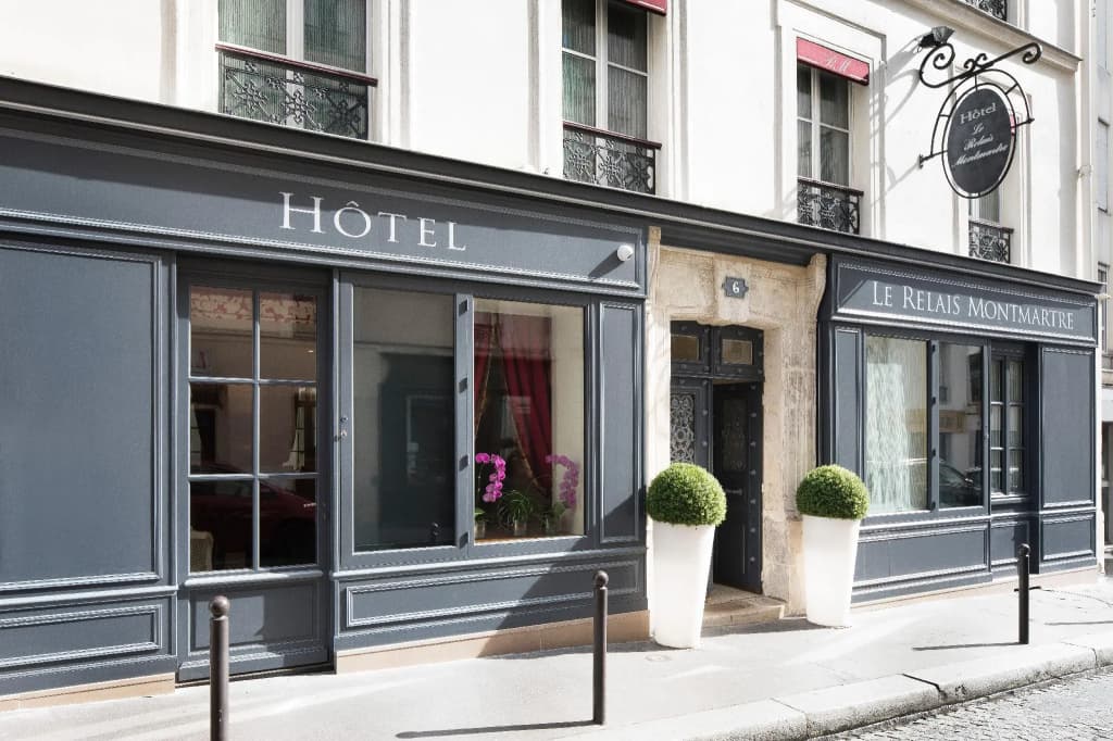 Le Relais Montmartre - 6, rue Constance, Parigi