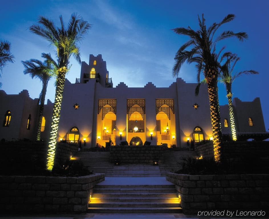 Four Seasons Resort Sharm EL Sheikh - 1 Four Seasons Blvd, Sharm el Sheikh