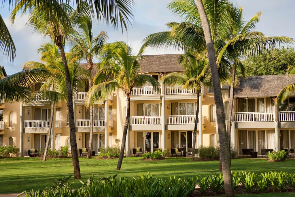 OUTRIGGER Mauritius Beach Resort - Allee des Cocotiers, Bel Ombre