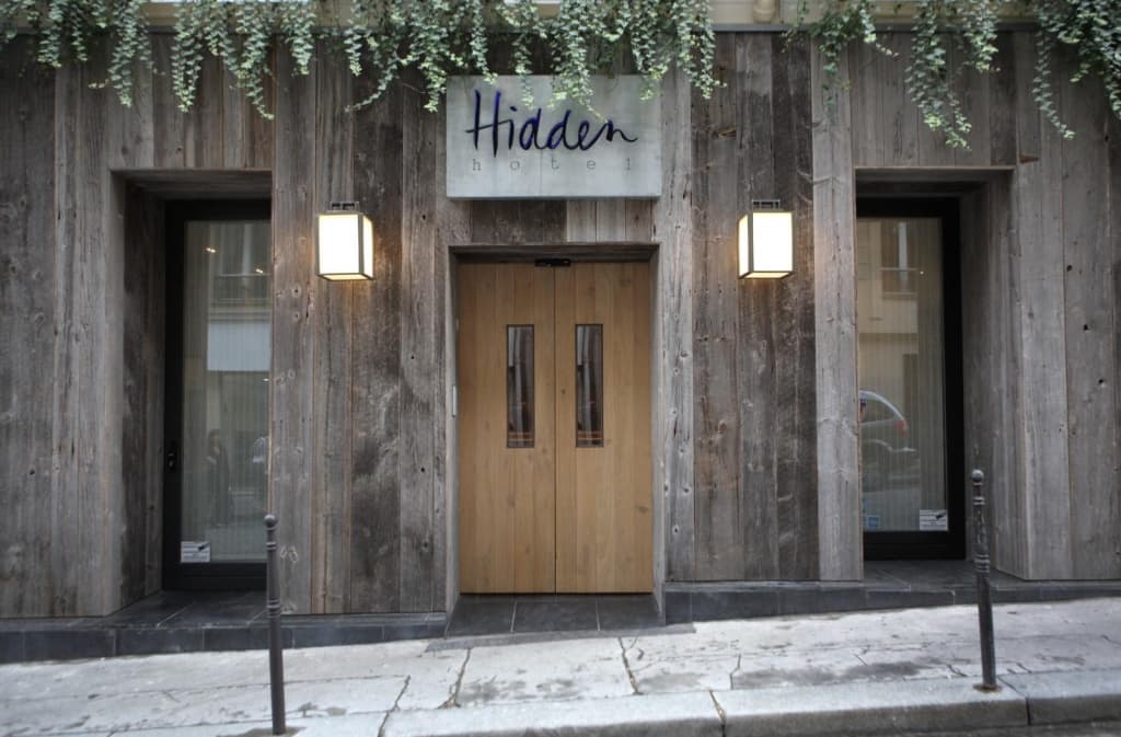 Hidden Hotel - 28, rue de l'Arc de Triomphe, Parigi