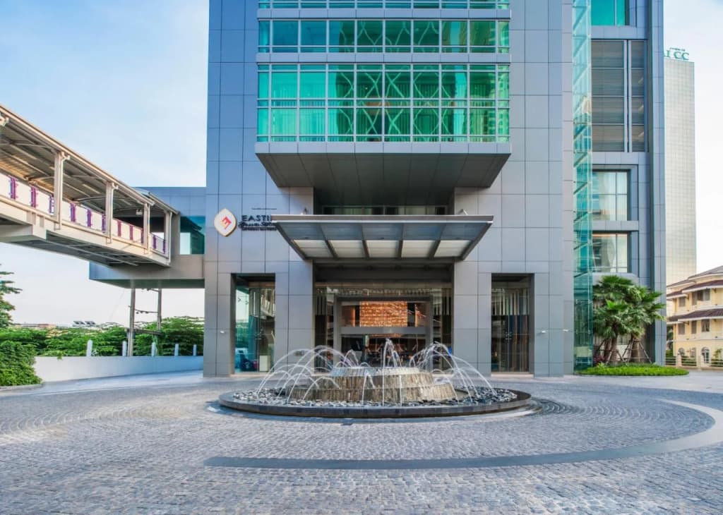 Eastin Grand Hotel Sathorn Bangkok - 33/1 South Sathorn Road Yannawa, Bangkok