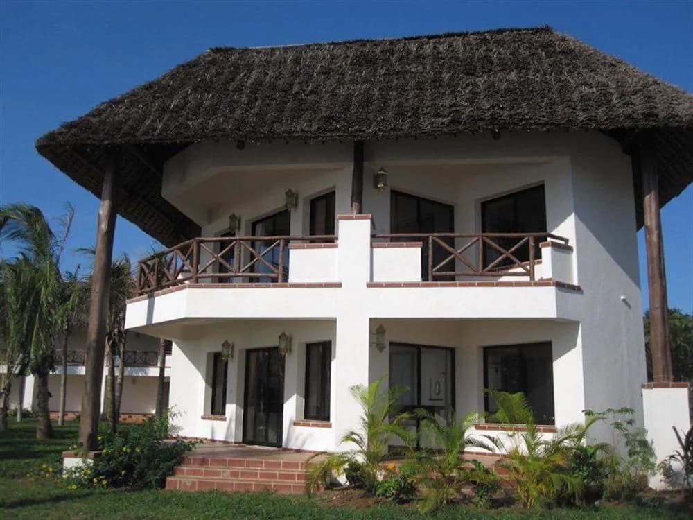 Sea Cliff Resort & Spa - Kama Village, Mangapwani, Zanzibar City