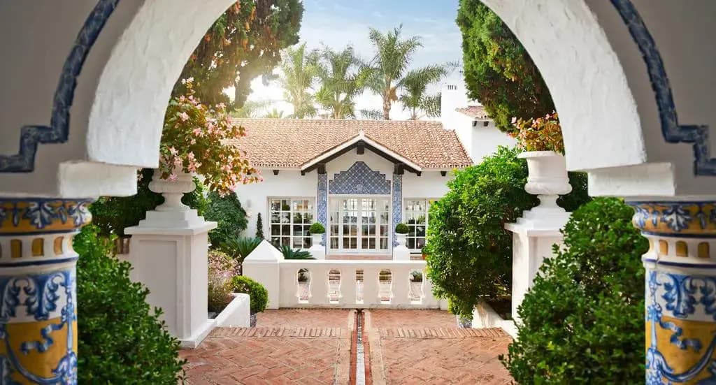 Marbella Club Hotel Golf Resort & Spa - Bulevar Principe Alfonso von Hohenlohe, Marbella