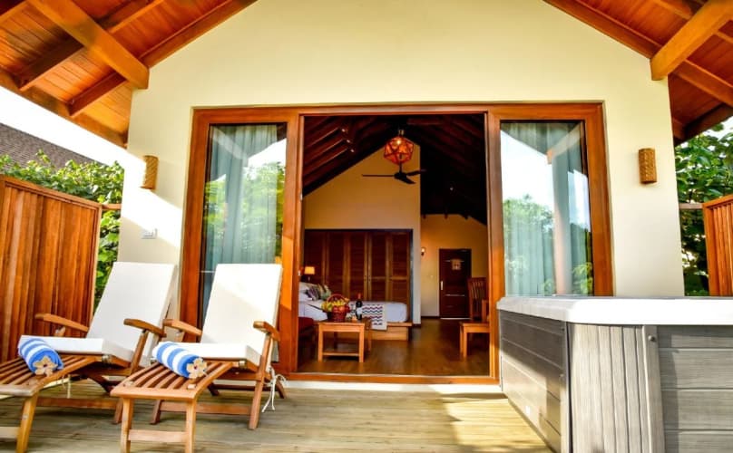 Reethi Faru Resort – Stay 5 Nights or More and Enjoy a Free Sunset Cruise - foto 6