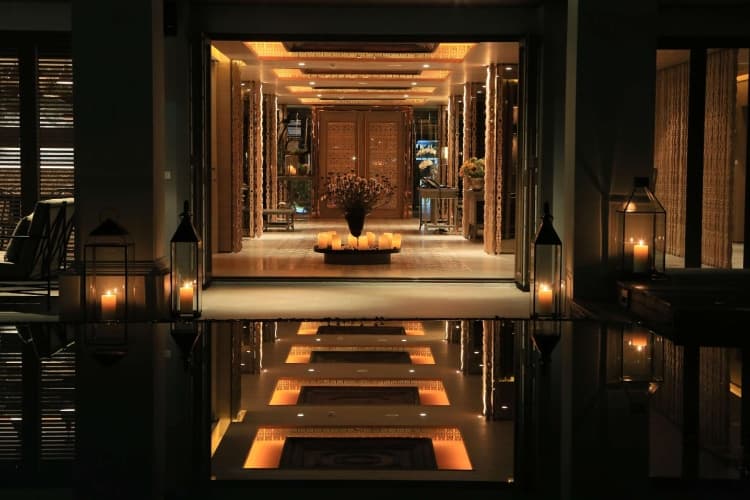 Riva Surya Bangkok - foto 1