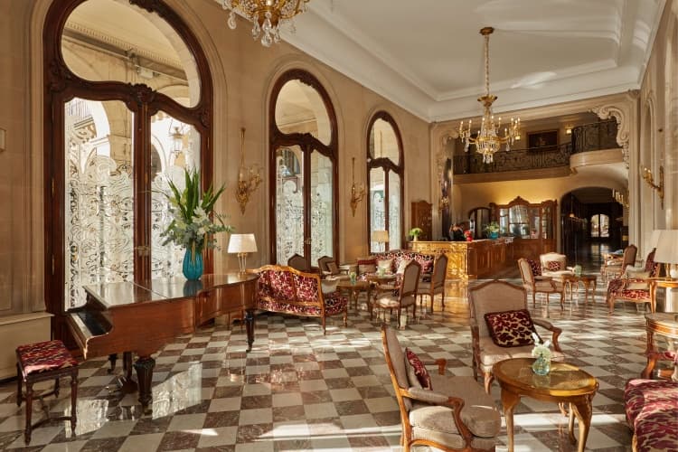Hotel Regina Louvre - foto 1
