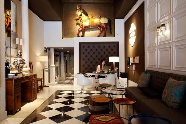 Vasanta Hotel - foto 1