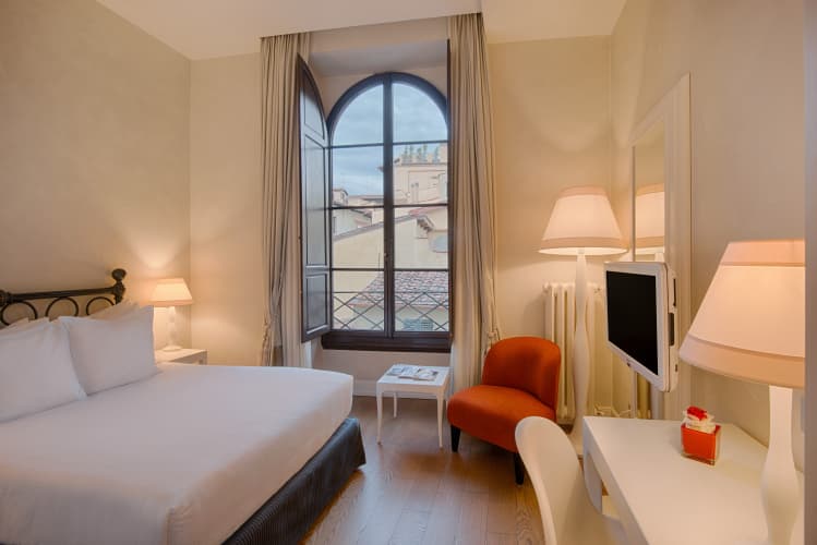 NH Collection Firenze Porta Rossa Hotel - foto 4