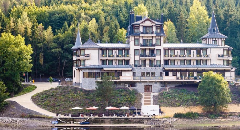 Retro Riverside Wellness Resort - foto 4