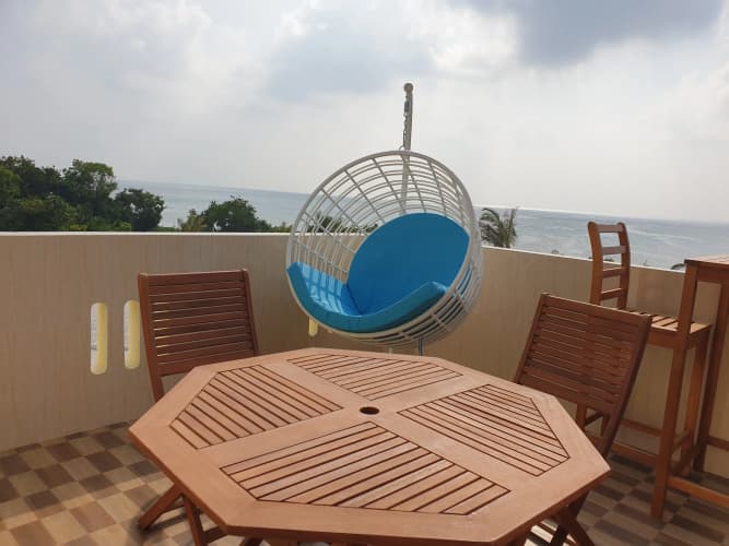 One The Island - foto 4