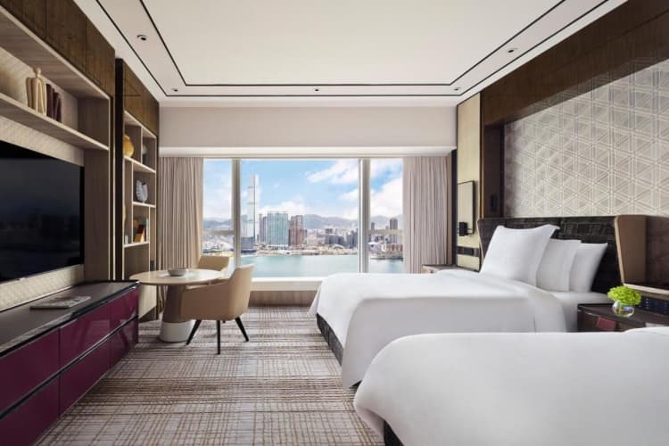 Four Seasons Hotel Hong Kong - foto 3